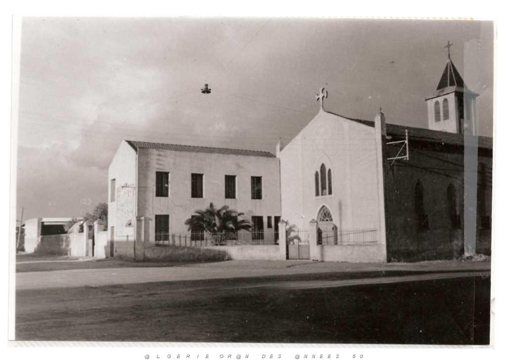 ORAN - L'EGLISE  MARAVAL.JPG
